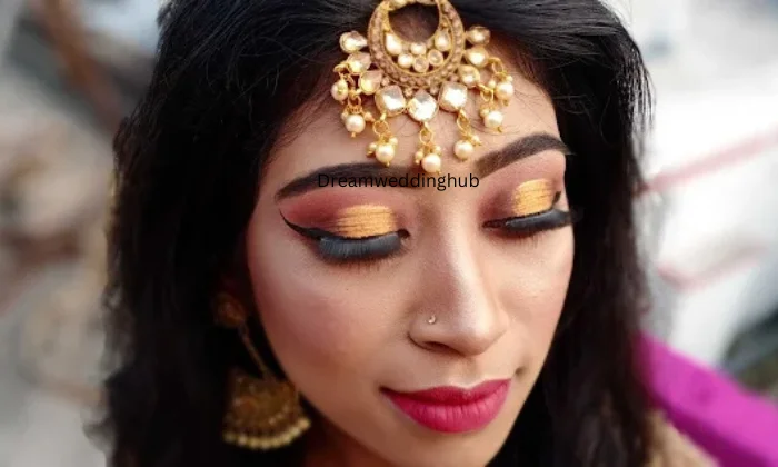 Deblinaz Makeup World
